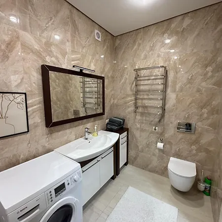 Parkr Land Elite Apartment